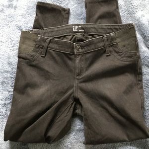 Gap maternity size 29